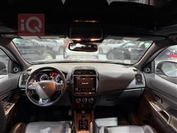 ميتسوبيشي اوتلاندر